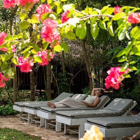 Sundaras Resort Ltd Дамбула Екстериор снимка