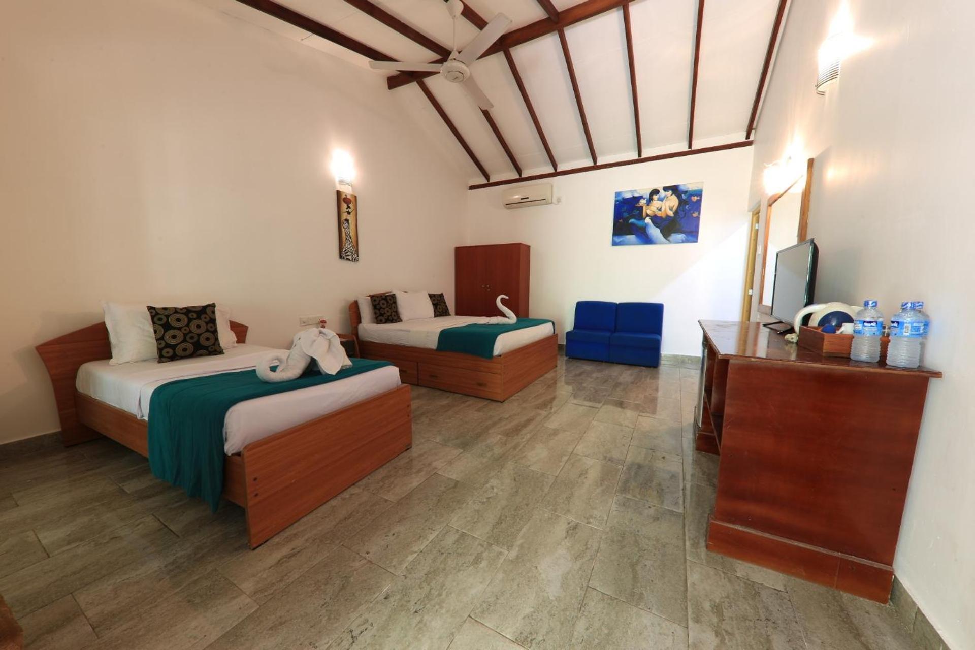 Sundaras Resort Ltd Дамбула Екстериор снимка