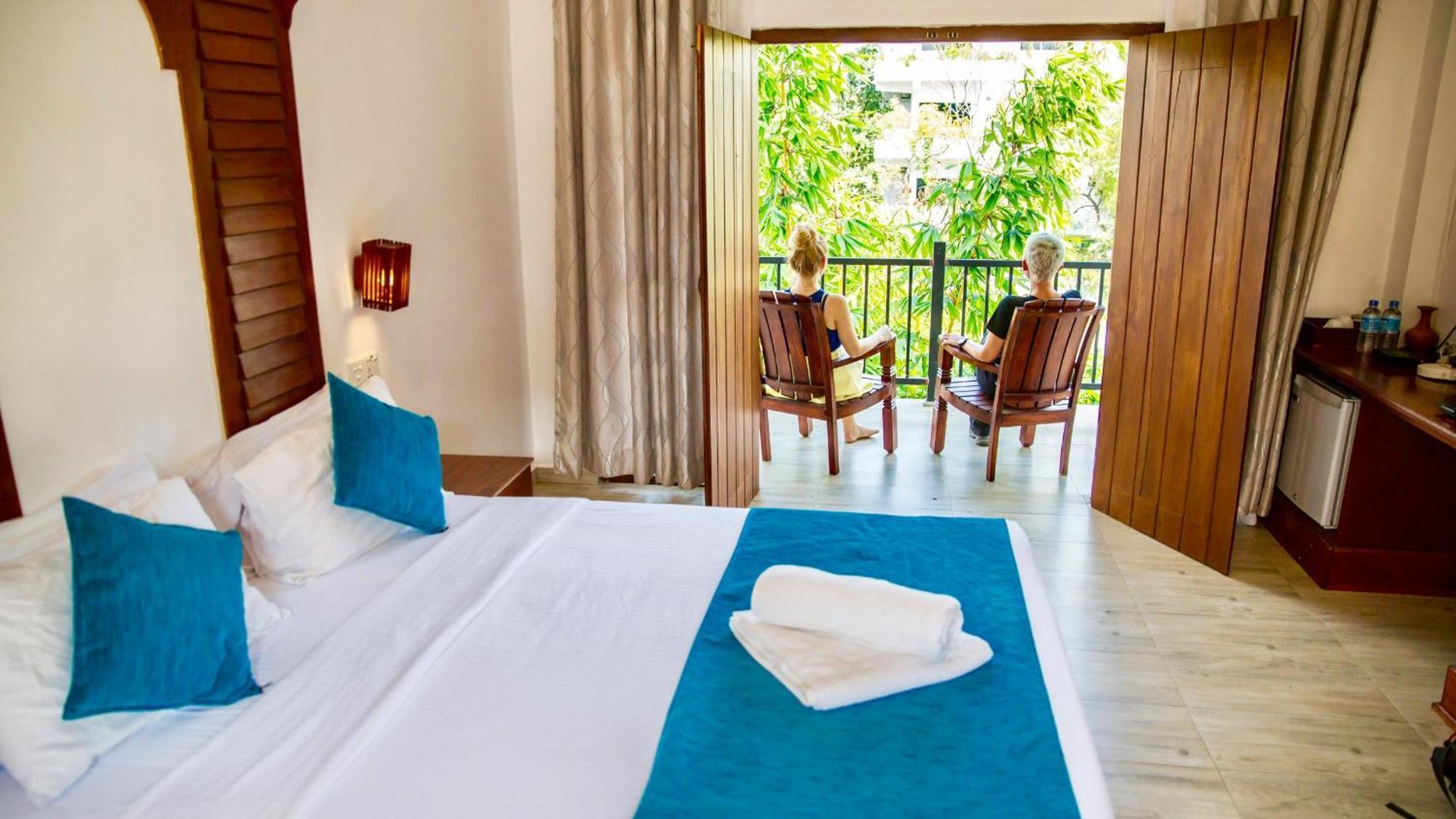 Sundaras Resort Ltd Дамбула Екстериор снимка