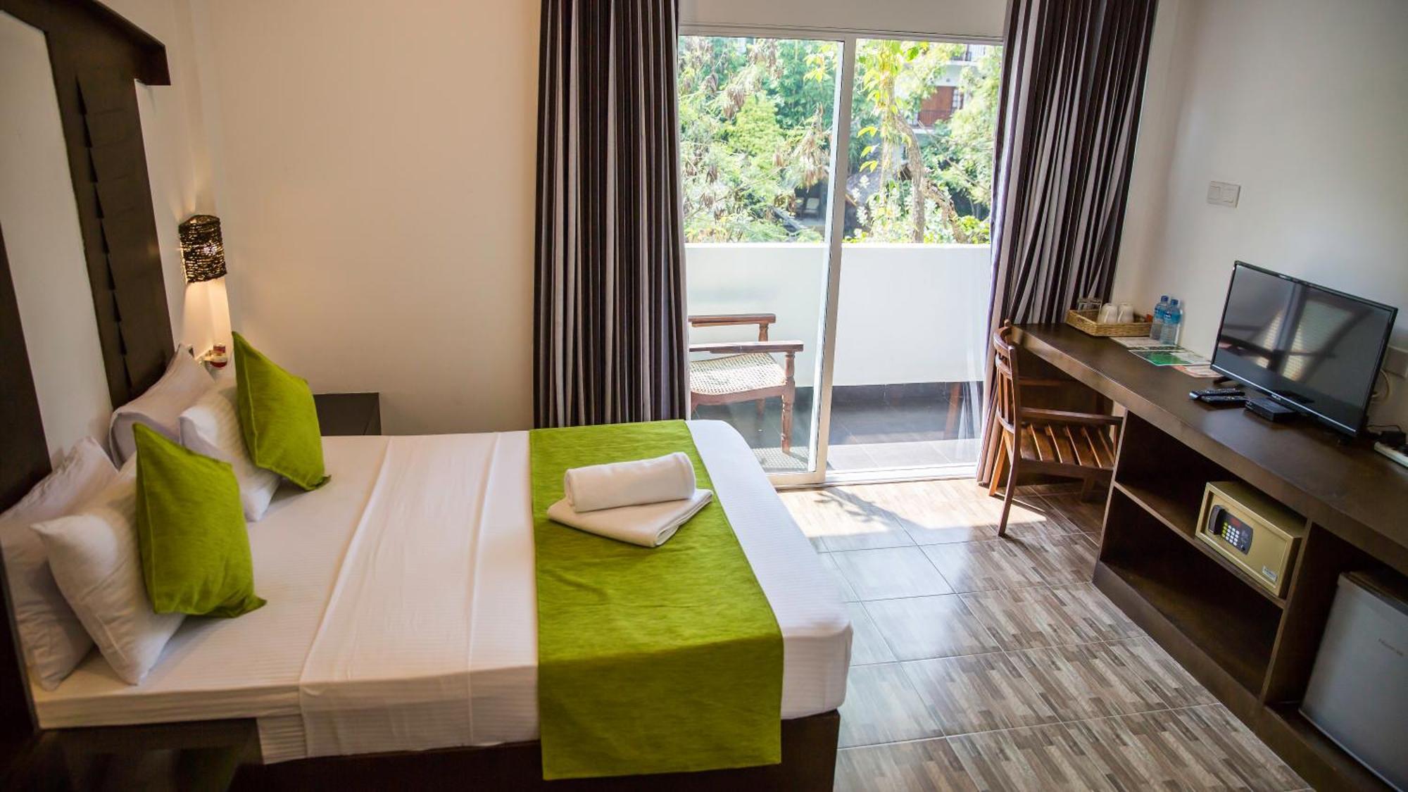Sundaras Resort Ltd Дамбула Екстериор снимка