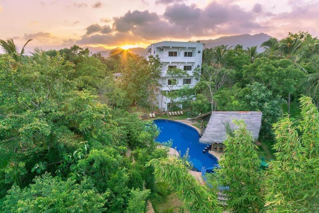 Sundaras Resort Ltd Дамбула Екстериор снимка