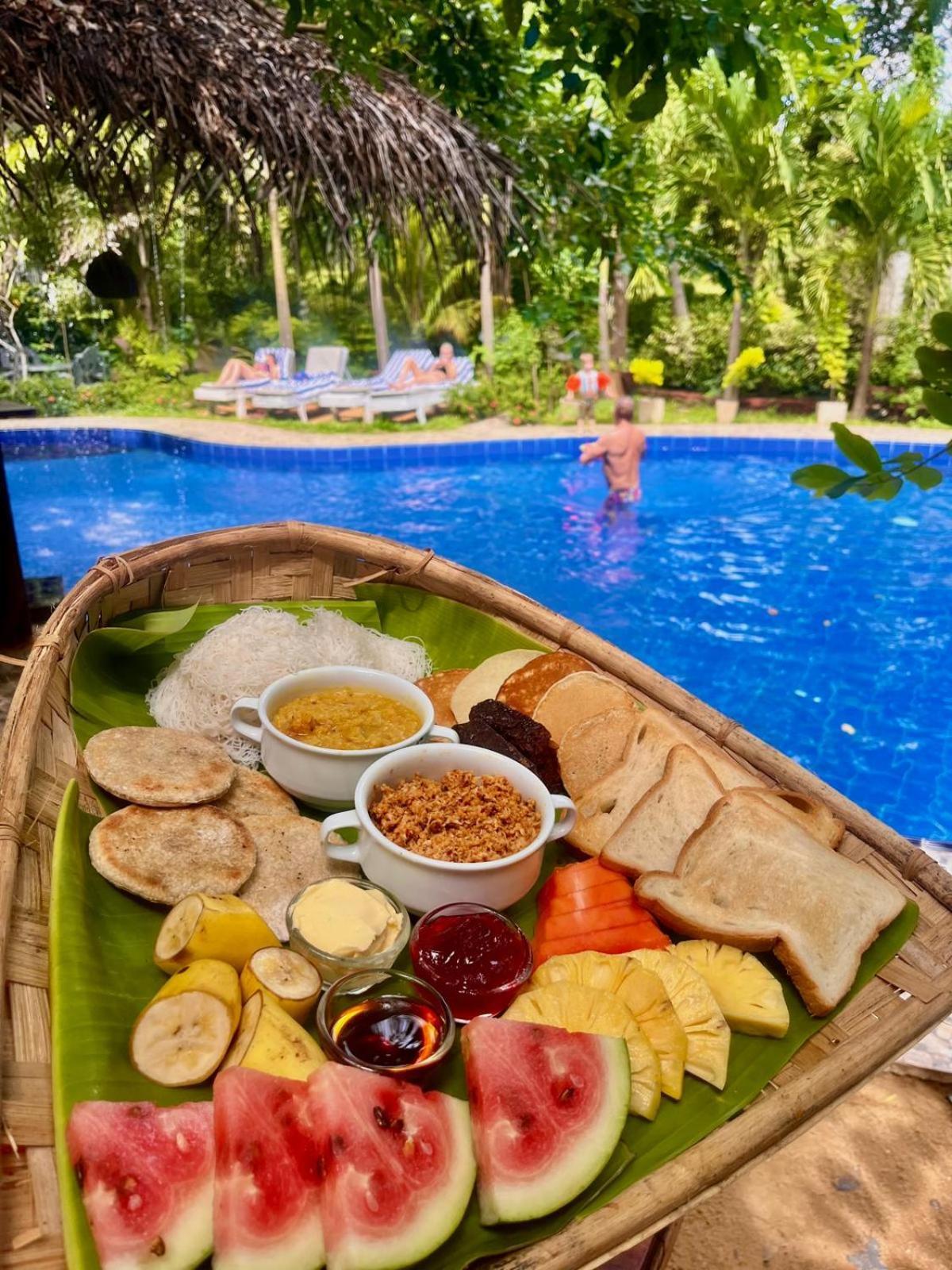 Sundaras Resort Ltd Дамбула Екстериор снимка